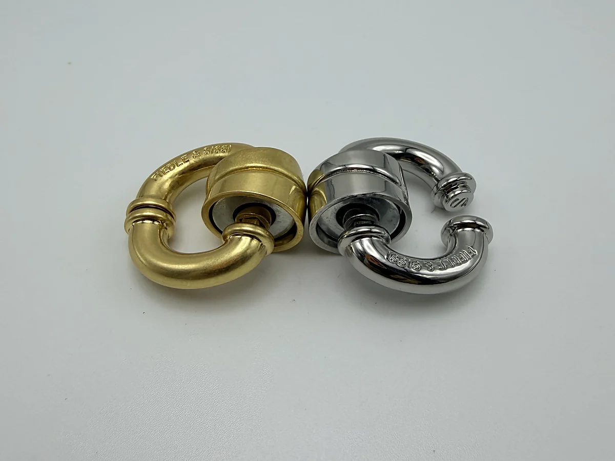 Gold and silver open metal connector rings